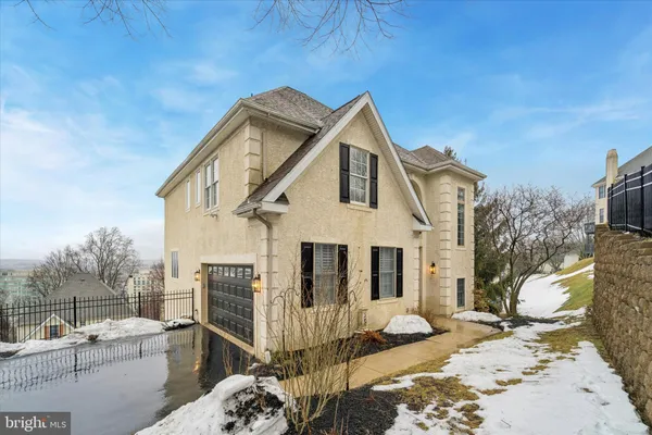 $859,900 | 1119 Riverview Lane, Conshohocken, PA 19428