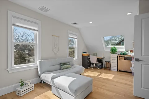 $1,500,000 | 12 University Avenue, Providence, RI 02906