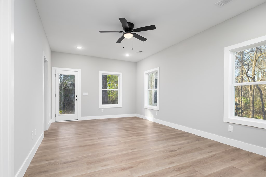 22 Grace Road Phenix City, AL 36870 - Photo 13 of 20 Gallery Image 13