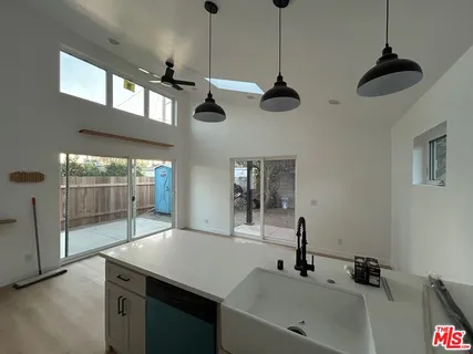 $1,324,900 | 16124 San Fernando Mission Boulevard, Granada Hills, CA 91344