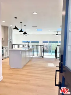 $1,324,900 | 16124 San Fernando Mission Boulevard, Granada Hills, CA 91344