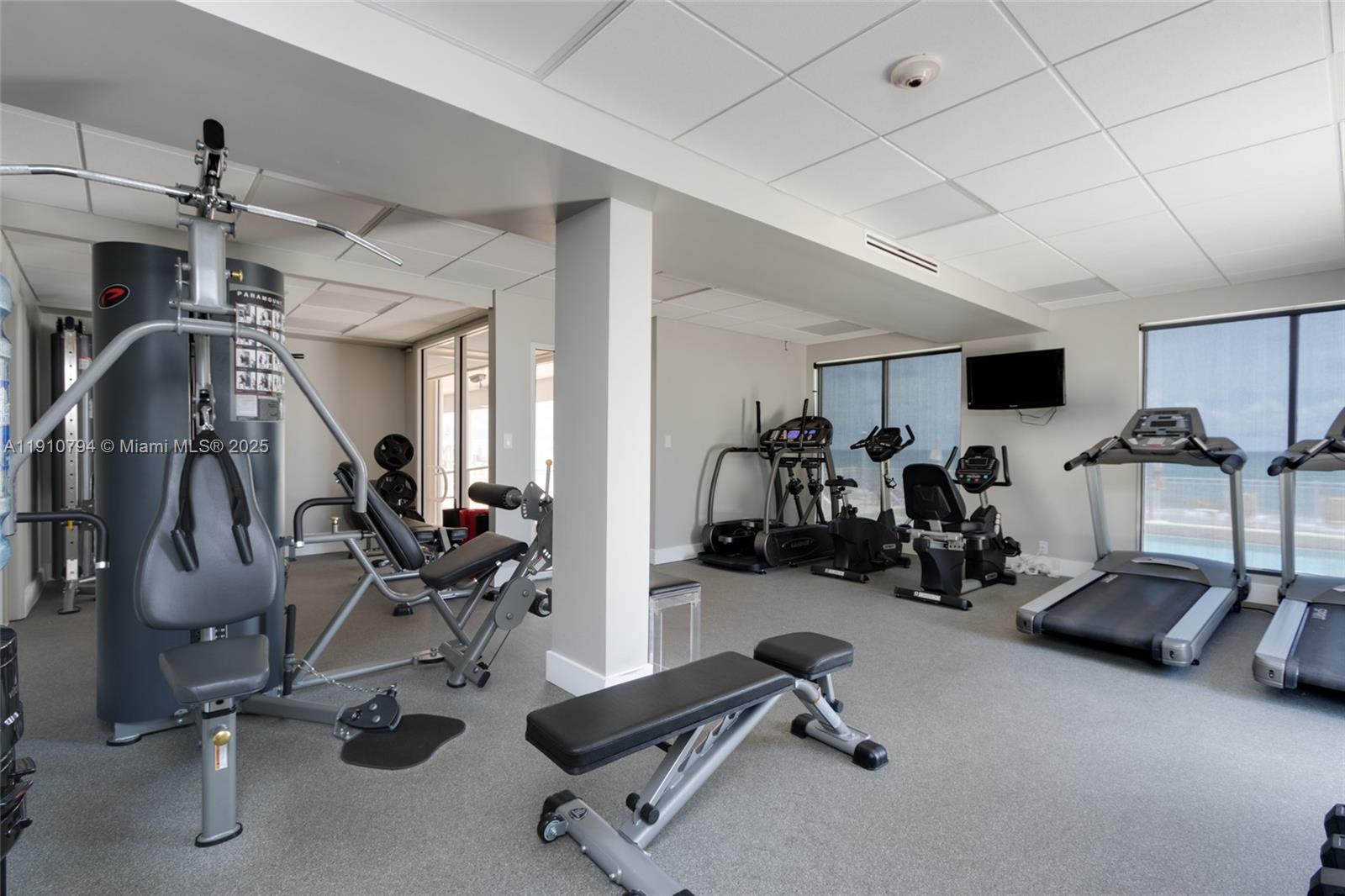 1200 South Ocean Boulevard, Unit 9F Boca Raton, FL 33432 - Photo 44 of 55 a view of a room with gym equipment