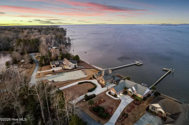 $1,210,000 | 116 Stillwood Court, New Bern, NC 28560