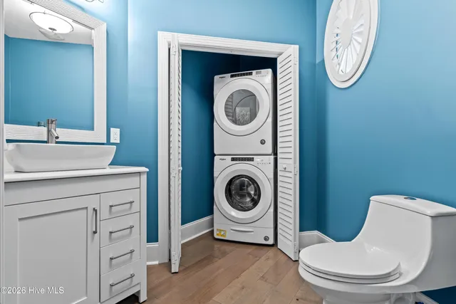 $1,210,000 | 116 Stillwood Court, New Bern, NC 28560