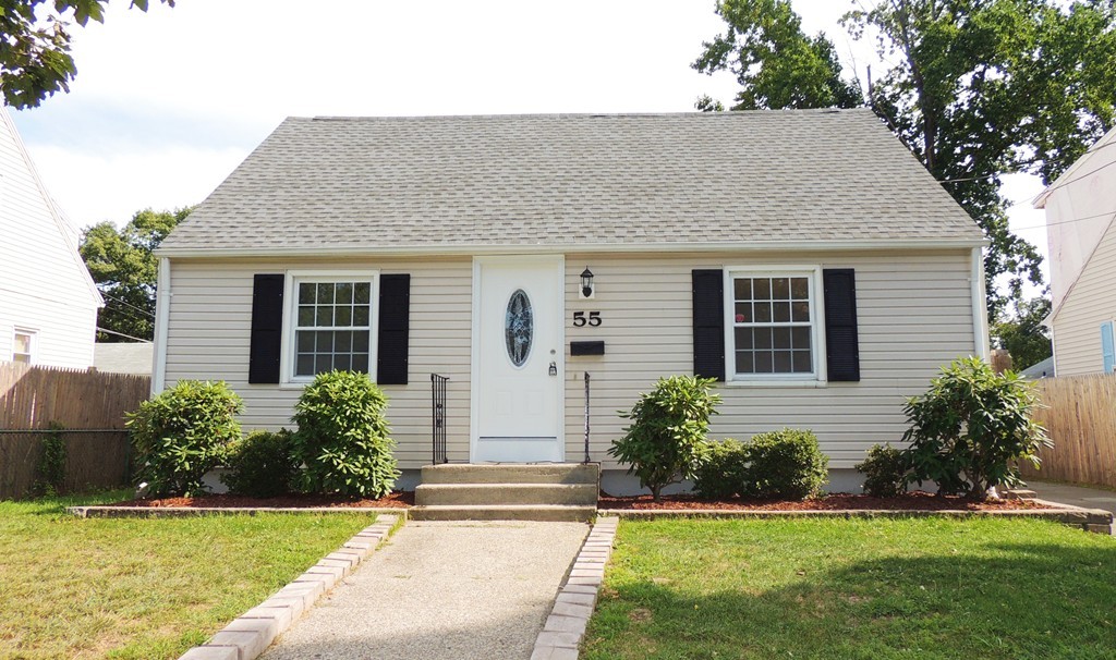 55 Linnell Street Springfield, MA 01104 - Photo 1 of 29 Gallery Image 1
