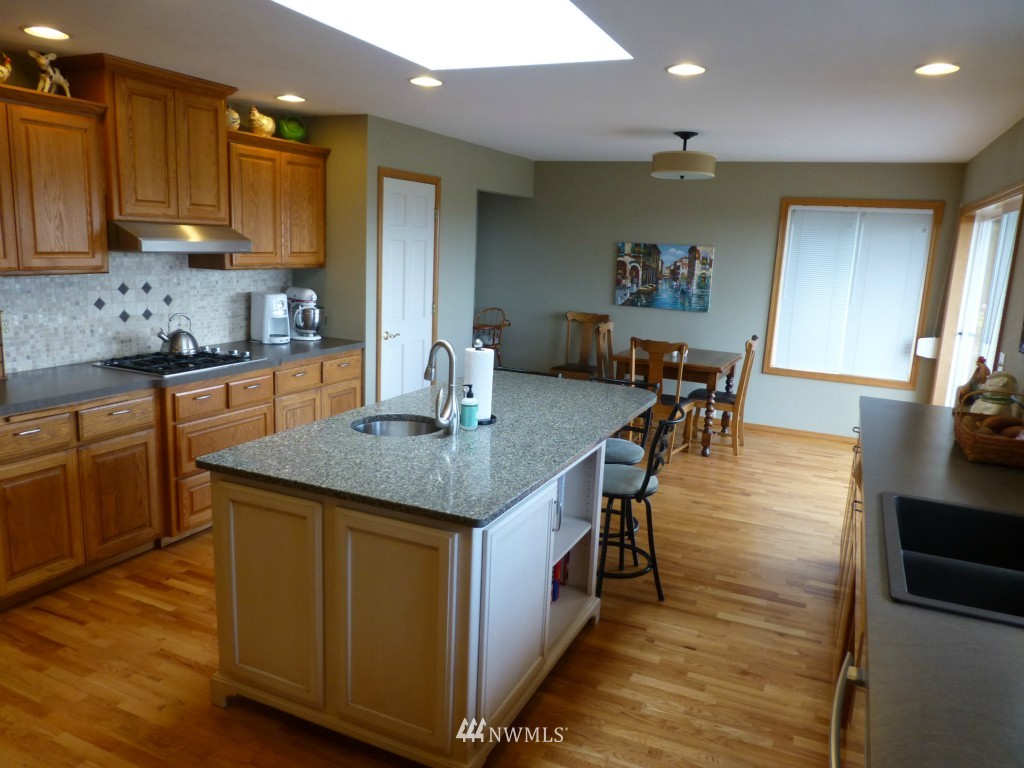 828 Racine Street Bellingham, WA 98229 - Photo 8 of 25 Gallery Image 8