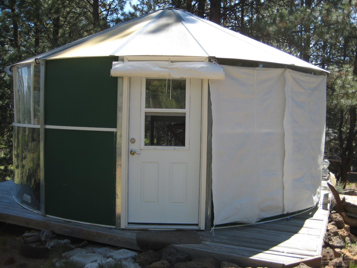 19470 Buck Canyon Road Bend, OR 97702 - Photo 17 of 18 Gallery Image 17