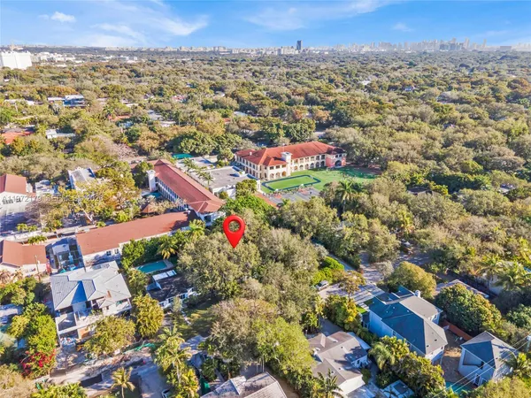 $6,500 | 5111 Southwest 73rd Terrace, Miami, FL 33143