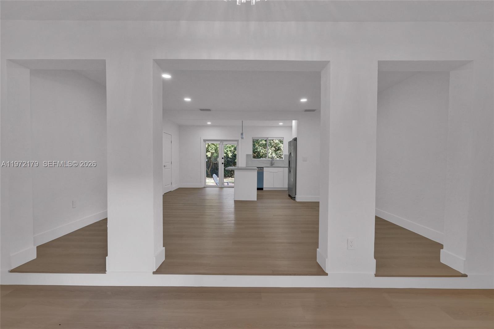 5111 Southwest 73rd Terrace Miami, FL 33143 - Photo 5 of 31