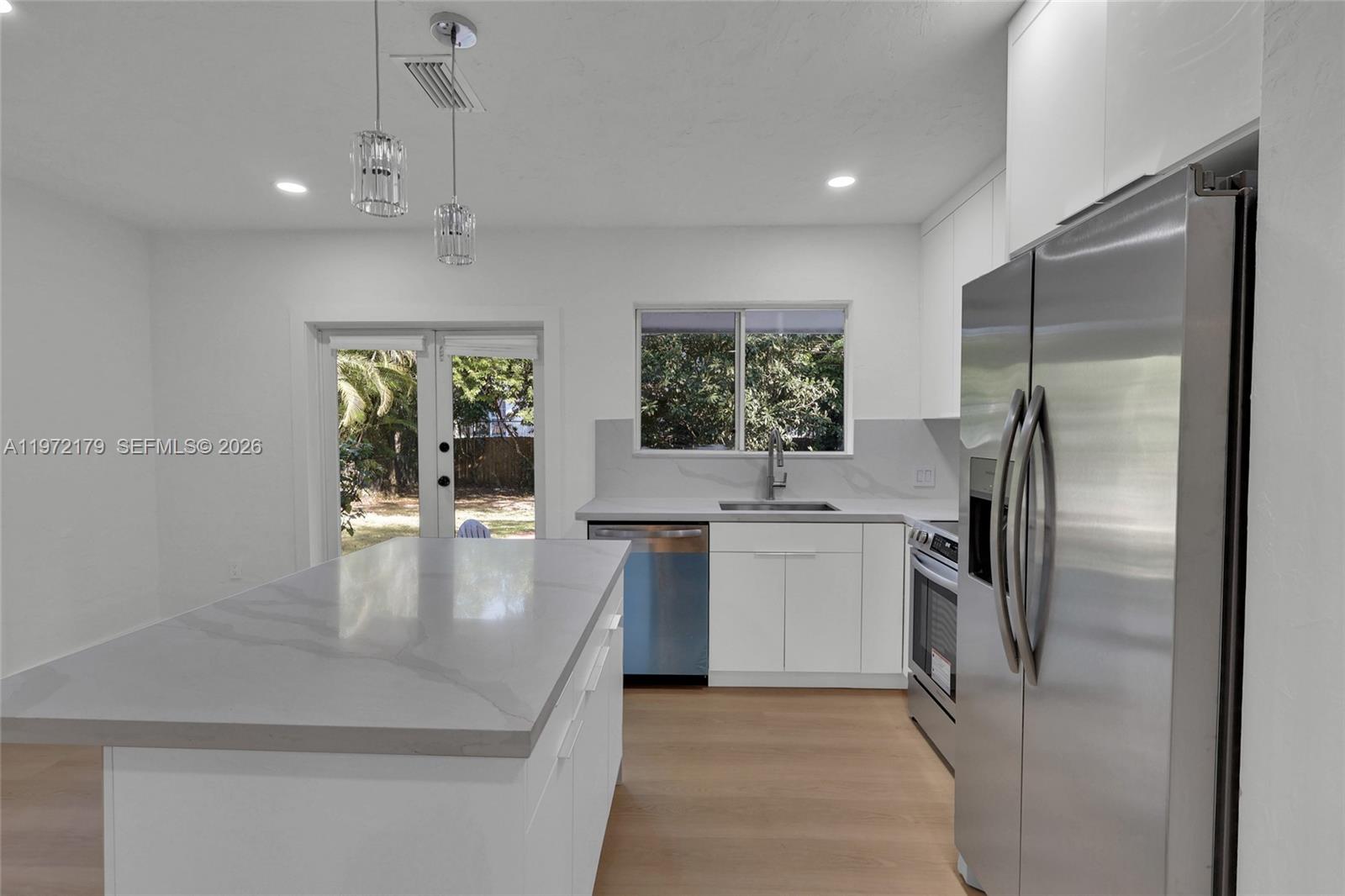 5111 Southwest 73rd Terrace Miami, FL 33143 - Photo 9 of 31