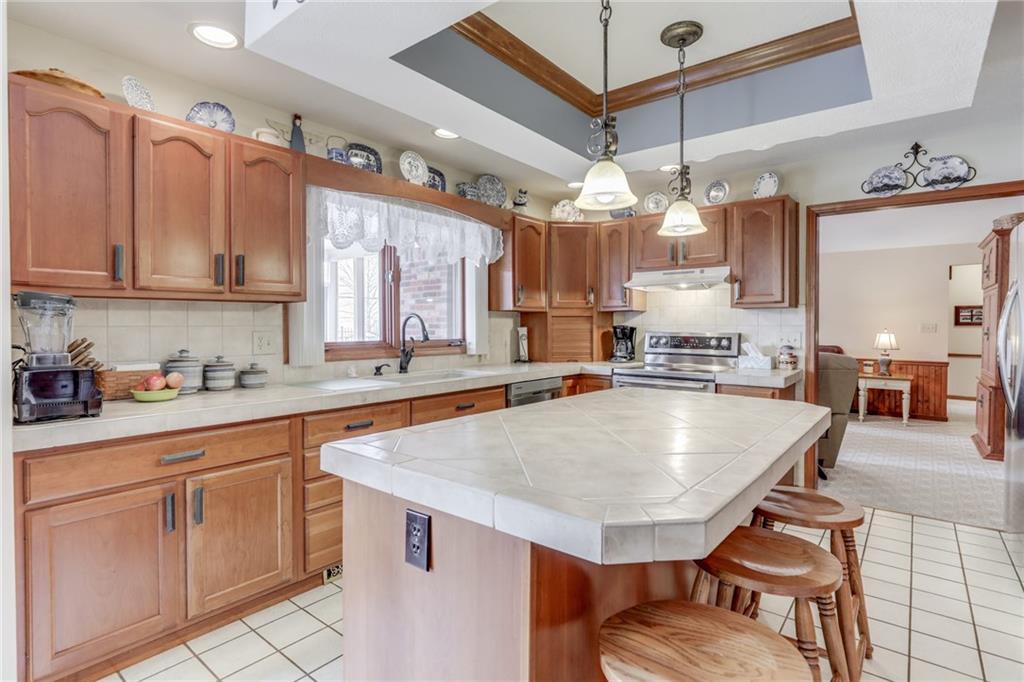1433 Iron Liege Road Indianapolis, IN 46217 - Photo 7 of 43 Gallery Image 7
