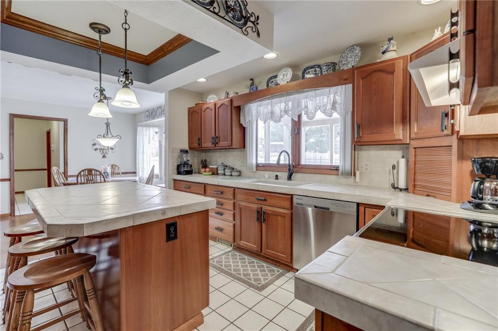 1433 Iron Liege Road Indianapolis, IN 46217 - Photo 8 of 43 Gallery Image 8