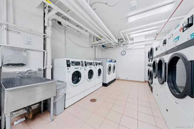 $3,150 | 240 East 35th Street, Unit 11F | Murray Hill