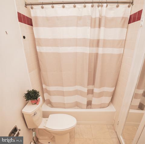 1010 Race Street, Unit 7B Philadelphia, PA 19107 - Photo 16 of 19