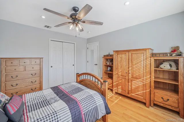 $899,990 | 24 Embassy Road, Selden, NY 11784