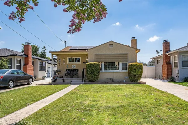 $719,900 | 6158 Ibbetson Avenue, Lakewood, CA 90713