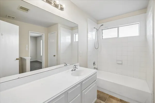 $1,948 | 20218 Stonegrove Court, Tomball, TX 77375