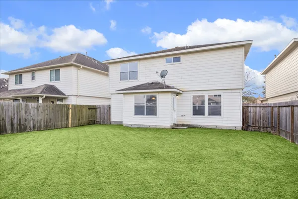 $1,948 | 20218 Stonegrove Court, Tomball, TX 77375