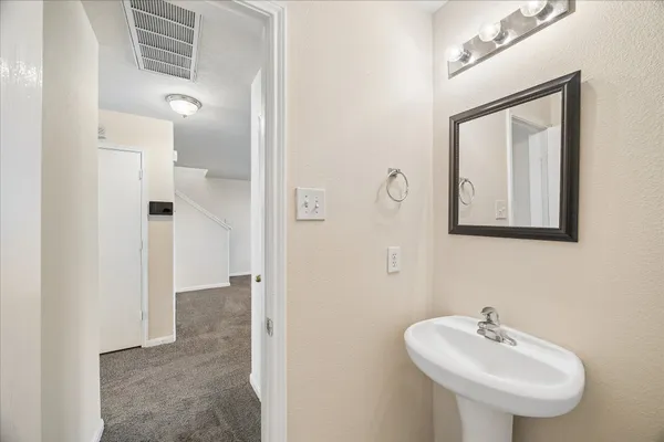 $1,948 | 20218 Stonegrove Court, Tomball, TX 77375