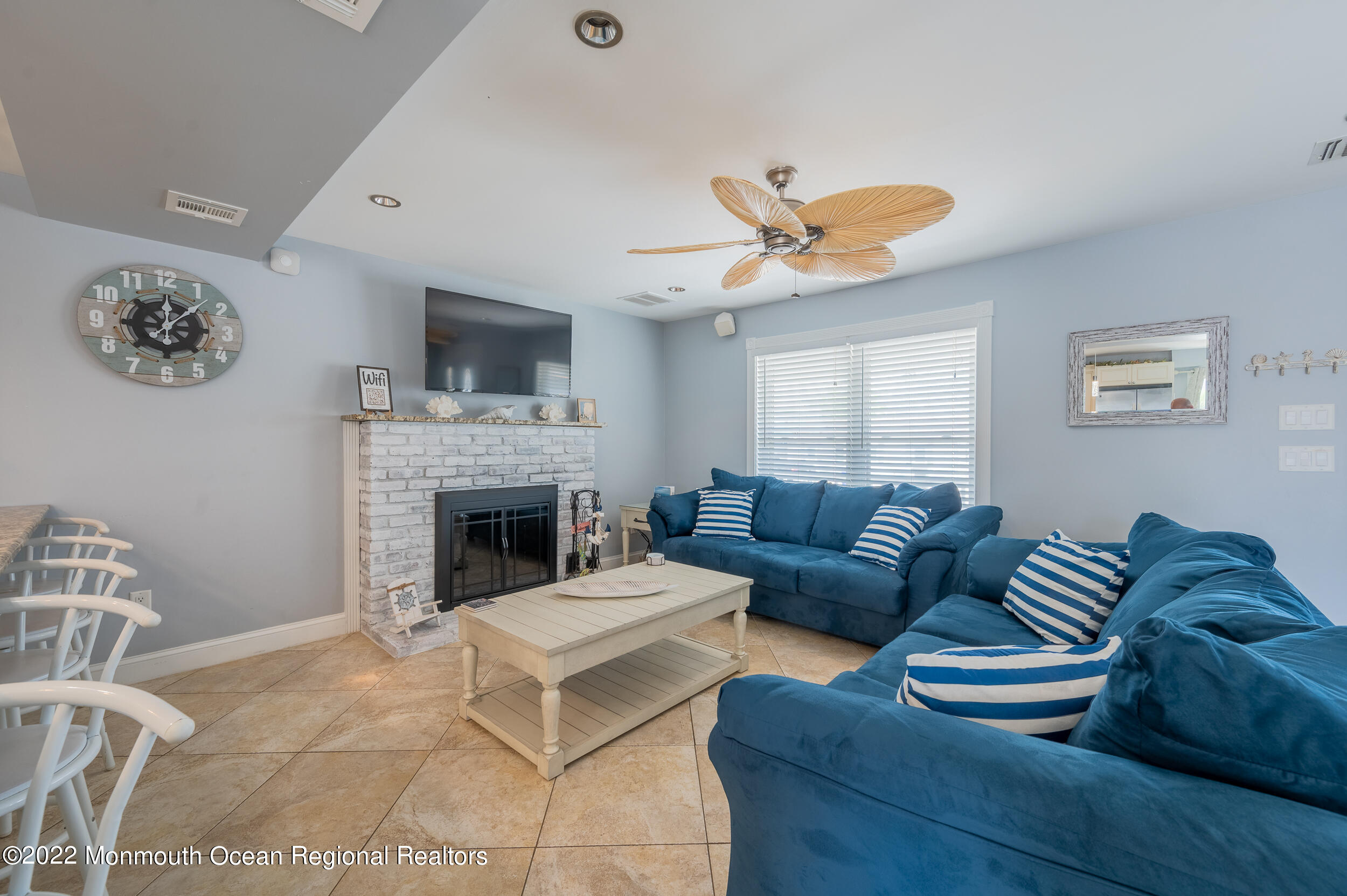 101 7th Avenue, Unit WINTER Seaside Heights, NJ 08751 - Photo 7 of 21 Living 3