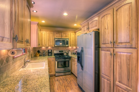 5584 Spruce Road Soda Springs, CA 95728 - Photo 6 of 14 Gallery Image 6
