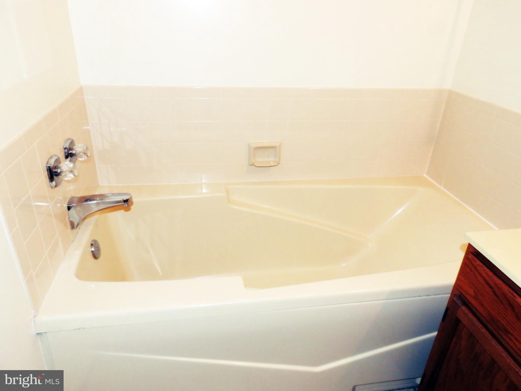 2249 Wetherburne Way Frederick, MD 21702 - Photo 13 of 34 Gallery Image 13
