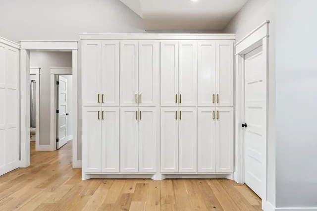 $799,000 | 130 Saddlebrook Drive, Hohenwald, TN 38462