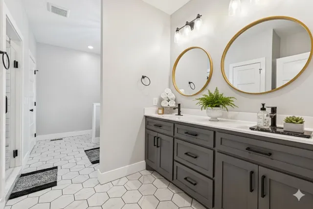 $799,000 | 130 Saddlebrook Drive, Hohenwald, TN 38462