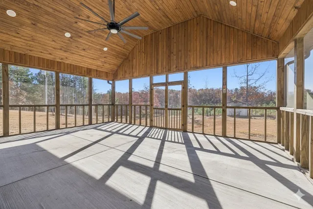 $799,000 | 130 Saddlebrook Drive, Hohenwald, TN 38462