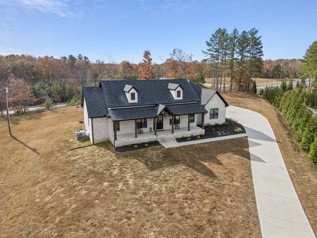 $799,000 | 130 Saddlebrook Drive, Hohenwald, TN 38462