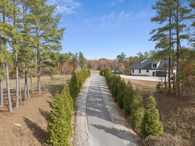 $799,000 | 130 Saddlebrook Drive, Hohenwald, TN 38462