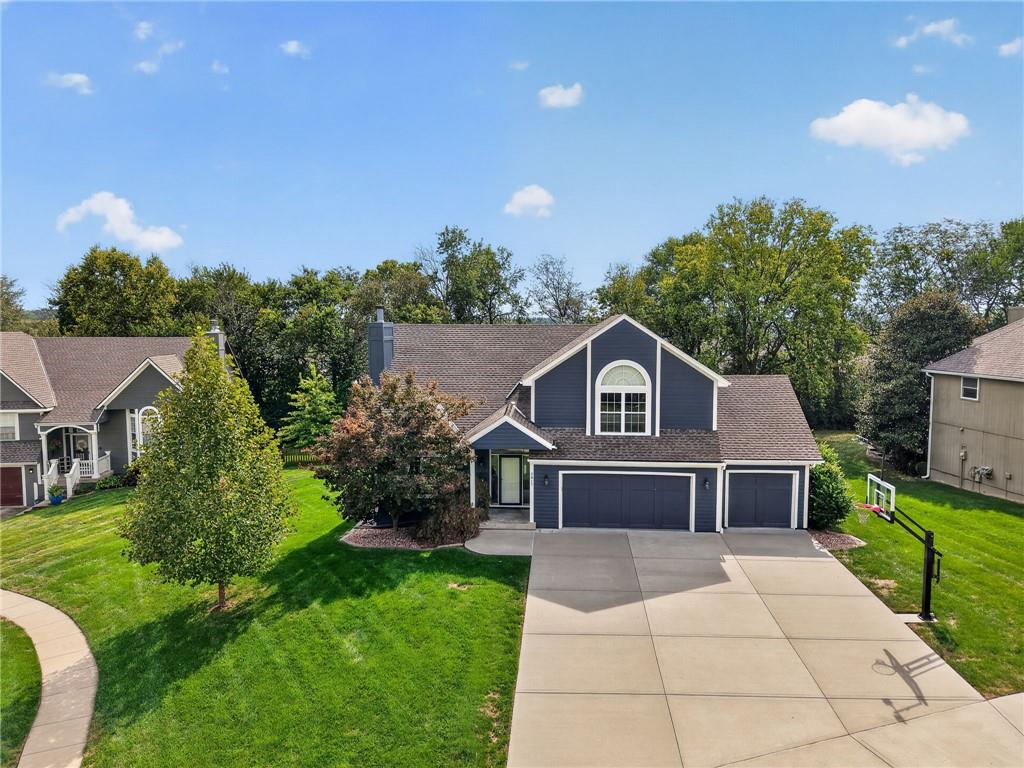 2017 Southwest Post Oak Road Lee's Summit, MO 64082 - Photo 6 of 77 Gallery Image 6