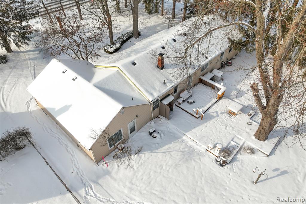 23424 Beech Road Southfield, MI 48033 - Photo 7 of 38 Gallery Image 7