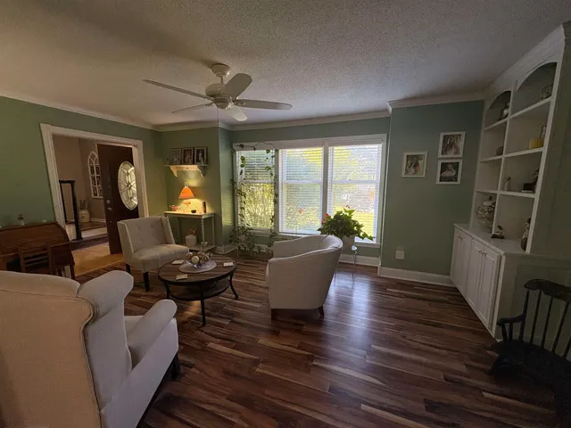 $549,900 | 51 Logwood Circle, Essex, VT 05452