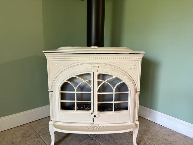 $549,900 | 51 Logwood Circle, Essex, VT 05452