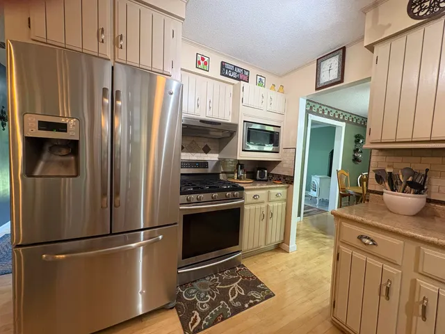 $549,900 | 51 Logwood Circle, Essex, VT 05452