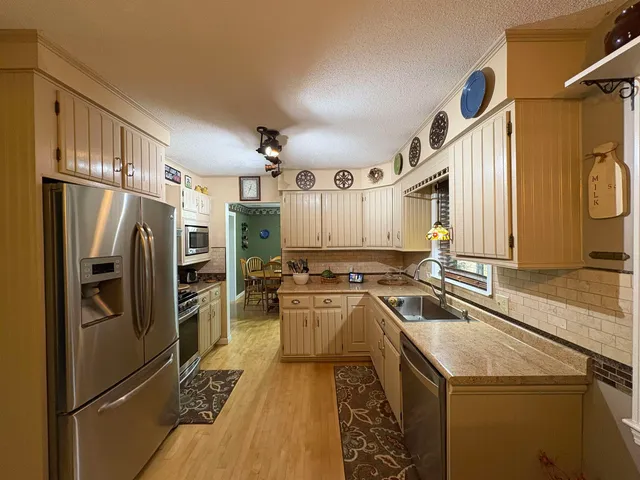 $549,900 | 51 Logwood Circle, Essex, VT 05452