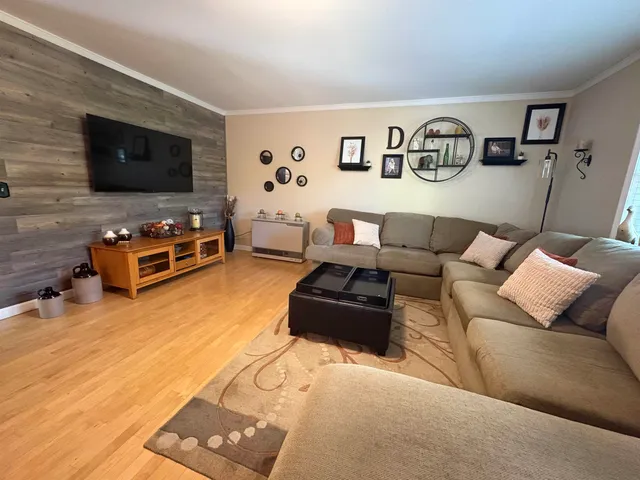 $549,900 | 51 Logwood Circle, Essex, VT 05452