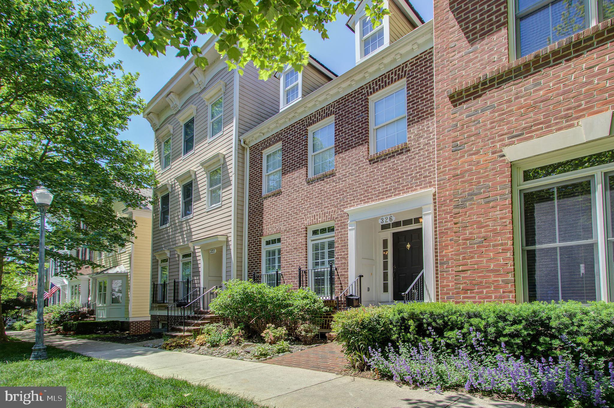 326 Hart Road Gaithersburg, MD 20878 - Photo 3 of 48 Gallery Image 3