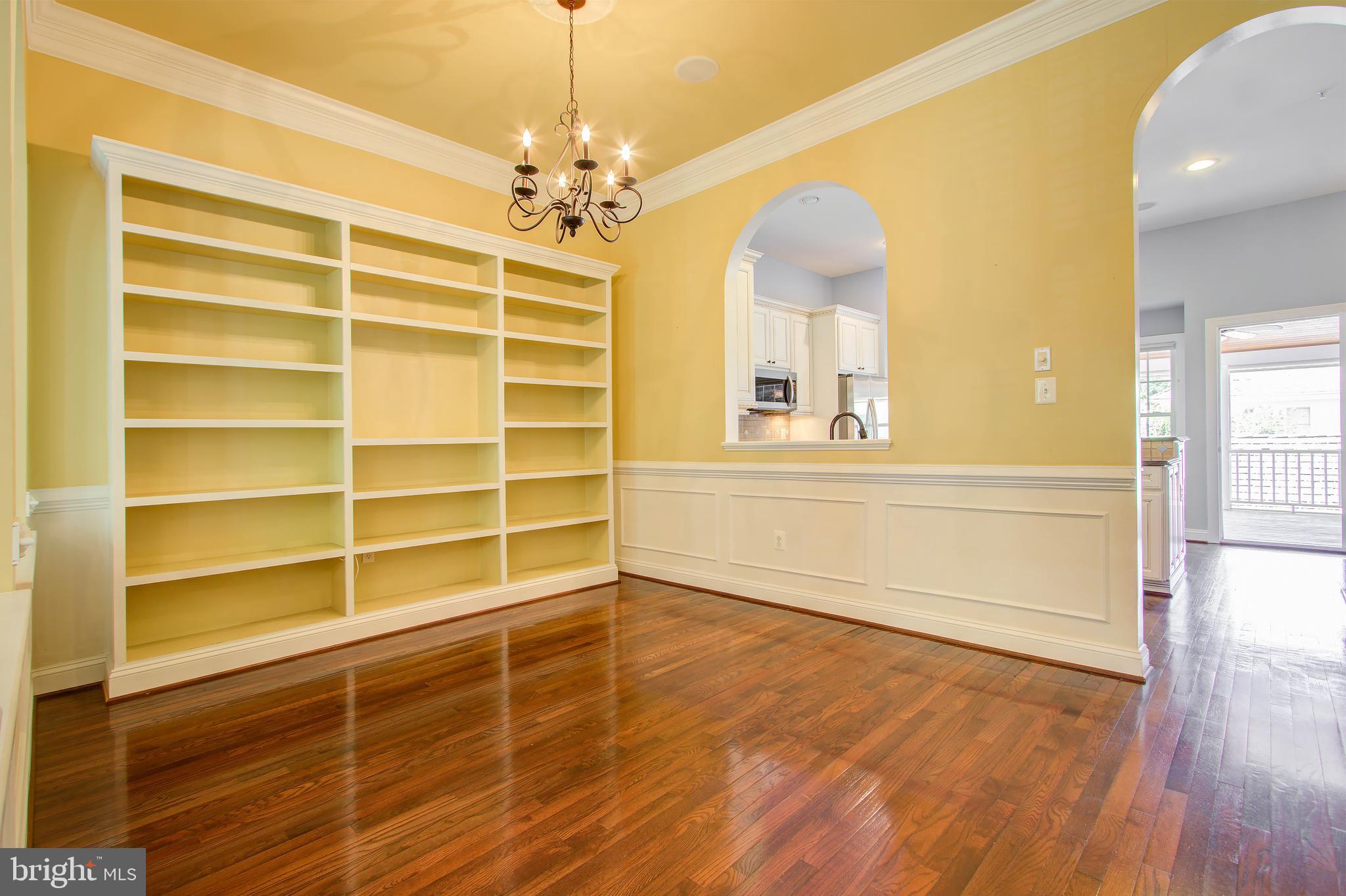 326 Hart Road Gaithersburg, MD 20878 - Photo 8 of 48 Gallery Image 8