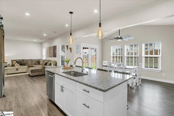 $350,000 | 307 Vicksburg Drive, Piedmont, SC 29673