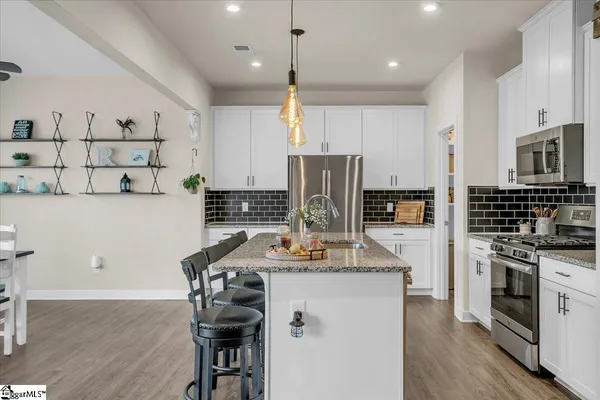 $350,000 | 307 Vicksburg Drive, Piedmont, SC 29673