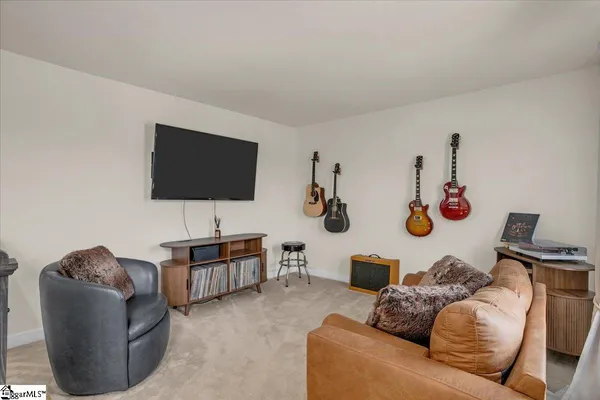 $350,000 | 307 Vicksburg Drive, Piedmont, SC 29673