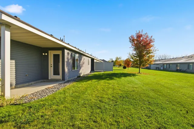 $220,000 | 617 Cottonwood Avenue, Litchfield, MN 55355