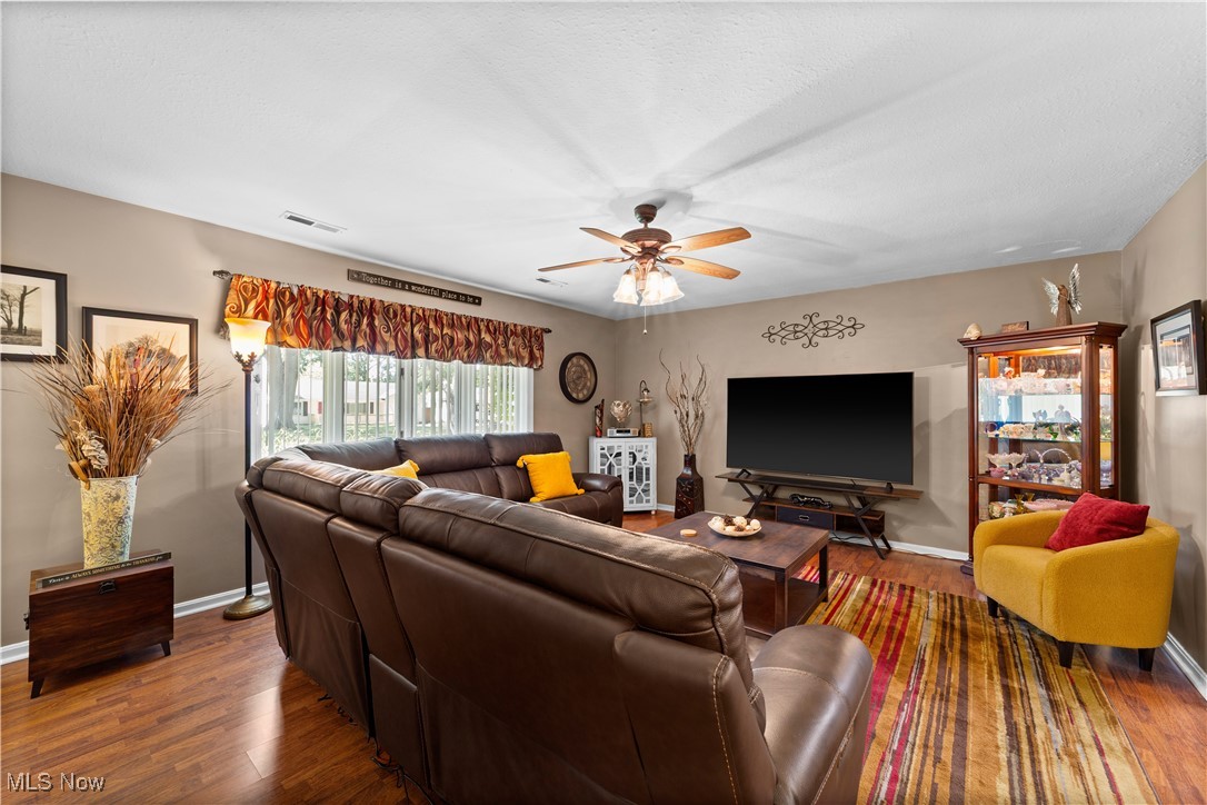 6965 Oakwood Road Parma Heights, OH 44130 - Photo 2 of 33