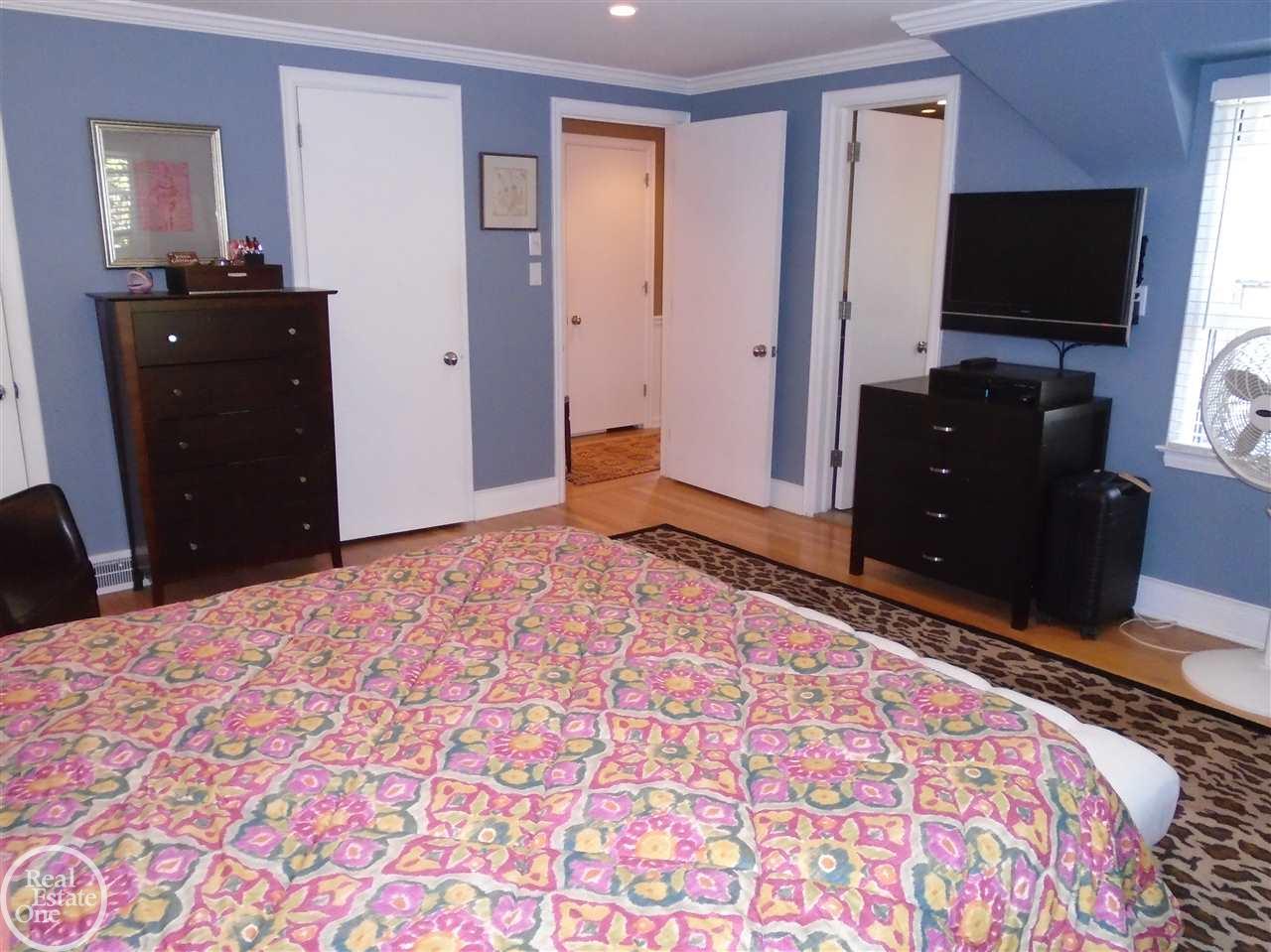 671 Westchester Road Grosse Pointe, MI 48230 - Photo 31 of 71 31350780-30.JPG