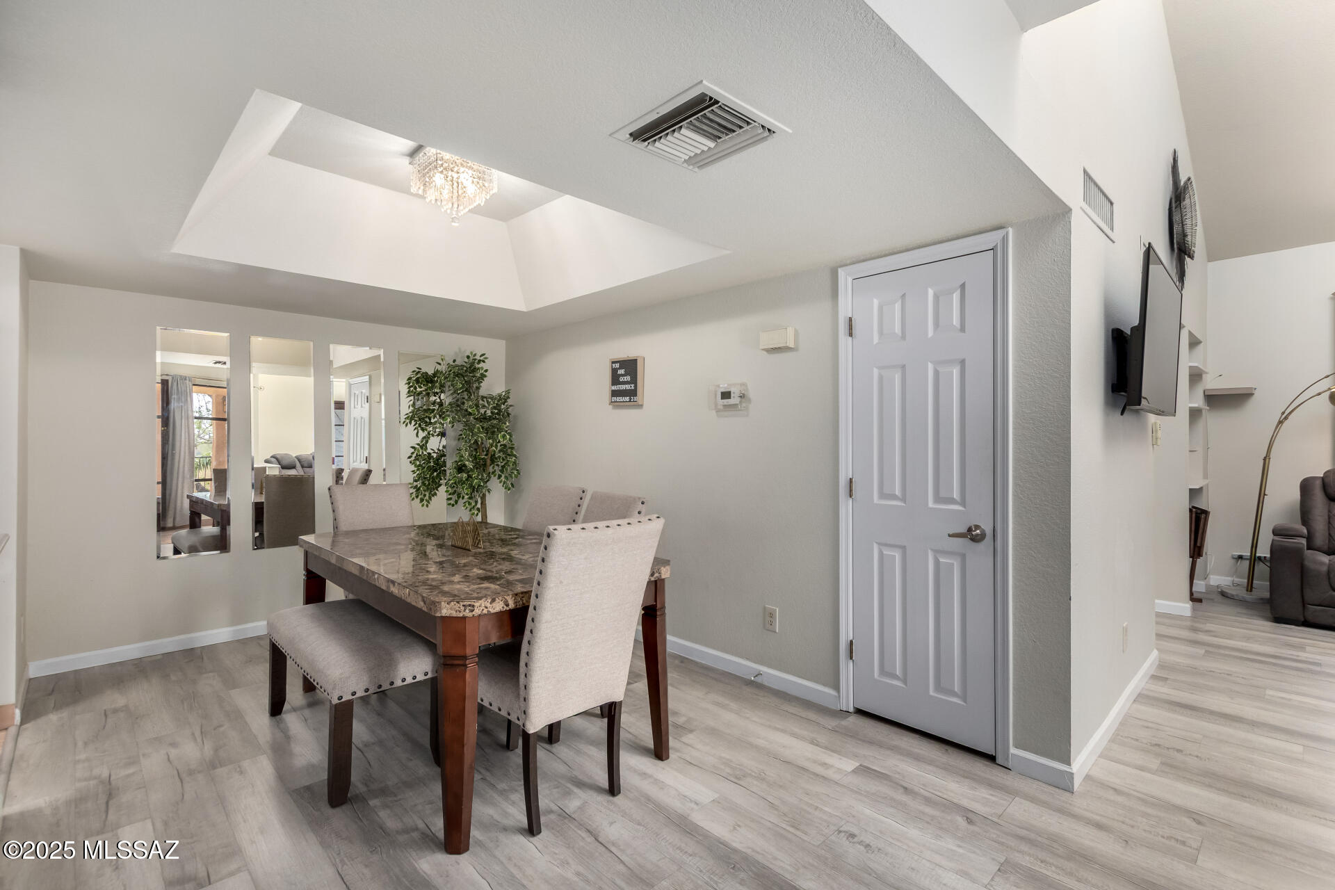 8271 North Oracle Road, Unit 243 Tucson, AZ 85704 - Photo 13 of 27 Gallery Image 13
