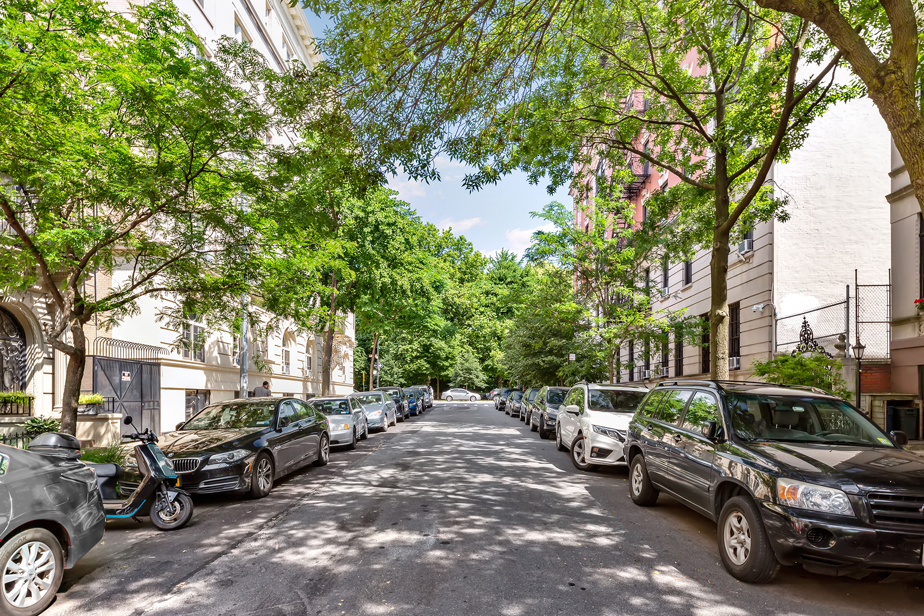 567 8th Street, Unit 2L Brooklyn, NY 11215 - Photo 13 of 20 Gallery Image 13