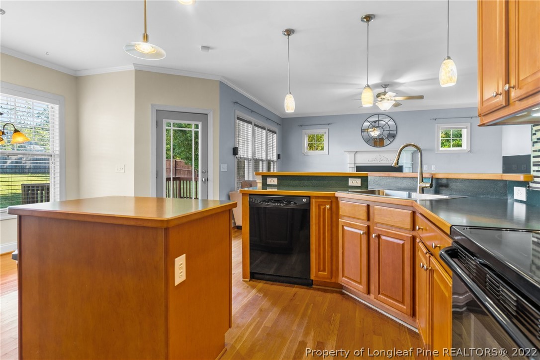 678 Ruth Circle Fuquay-Varina, NC 27526 - Photo 9 of 32 Gallery Image 9