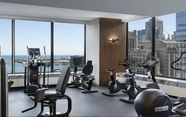 $1,100,000 | 180 East Pearson Street, Unit 3702, Chicago, IL 60611